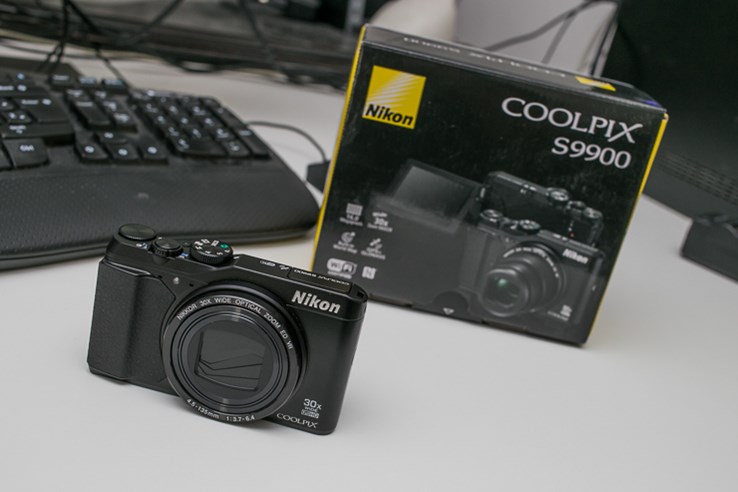 Nikon Coolpix S9900 (7).jpg
